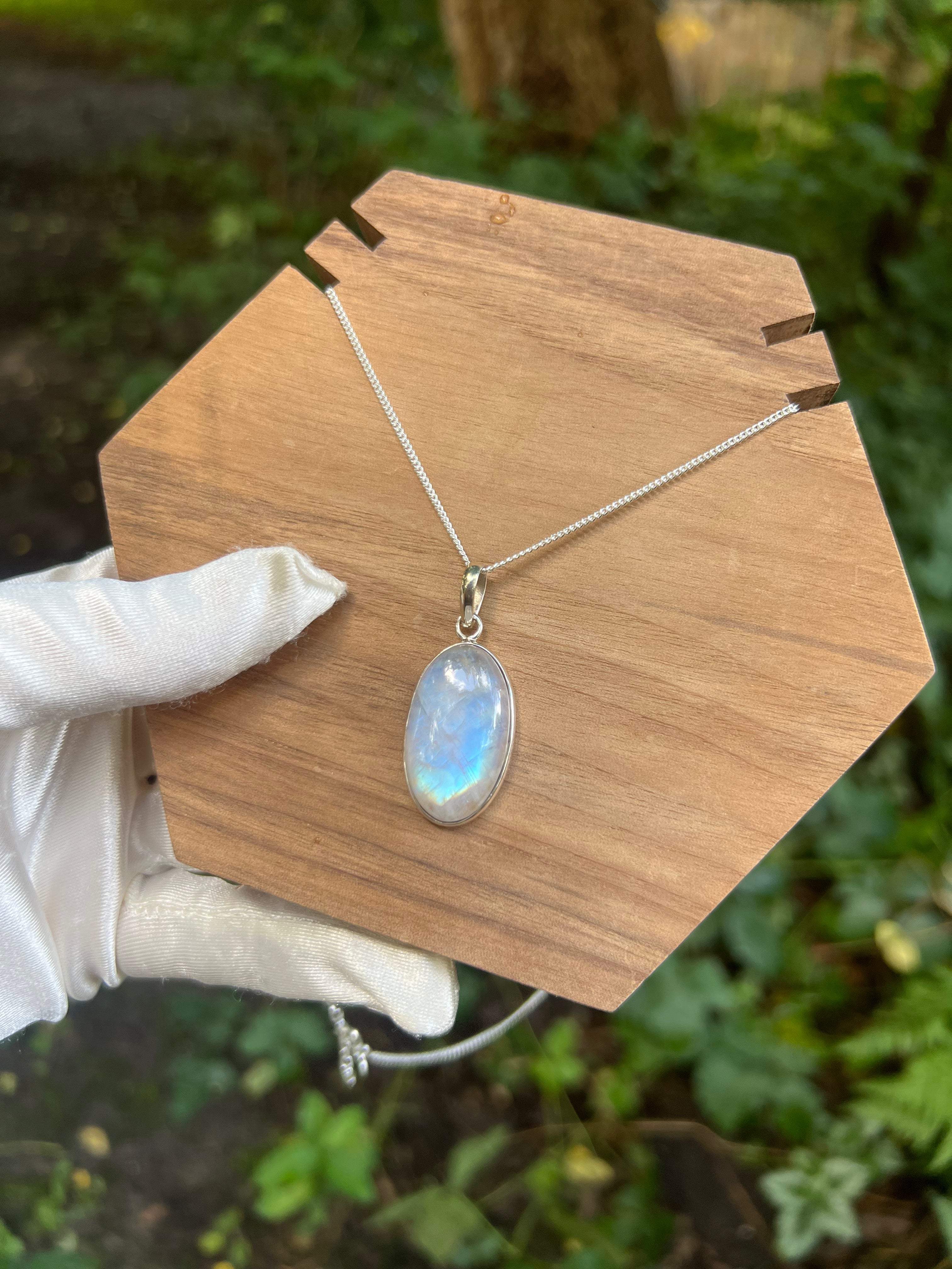 Zenvya - Regenboog Maansteen Ketting No 23  - One of a Kind - 925 zilver