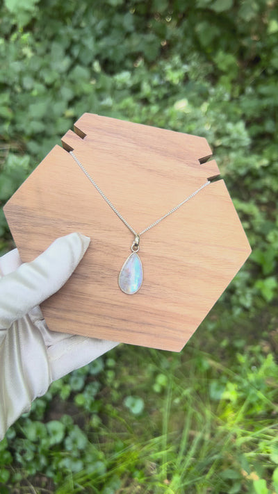 Zenvya - Regenboog Maansteen Ketting - One of a Kind - 925 zilver
